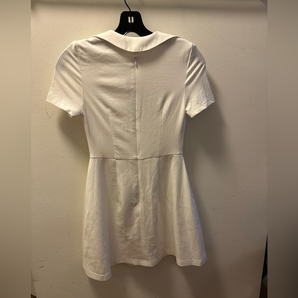 Short white dress NWT US Size 2 - Picture 3 of 3